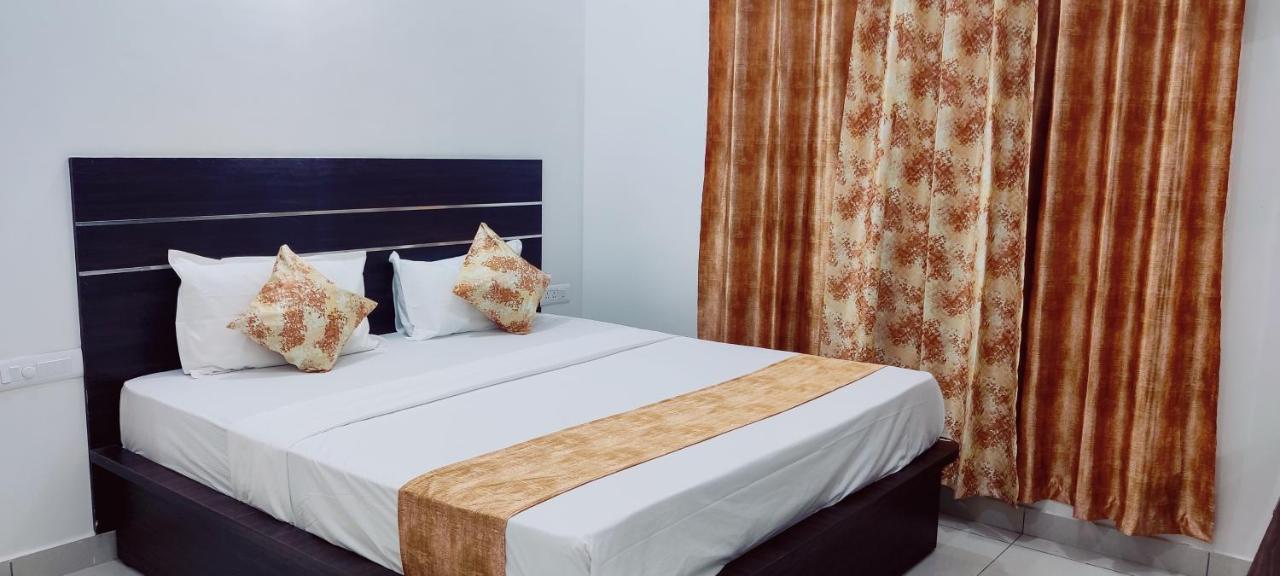 Suvarna Elite - Premium Apartment Hotel マイソール エクステリア 写真
