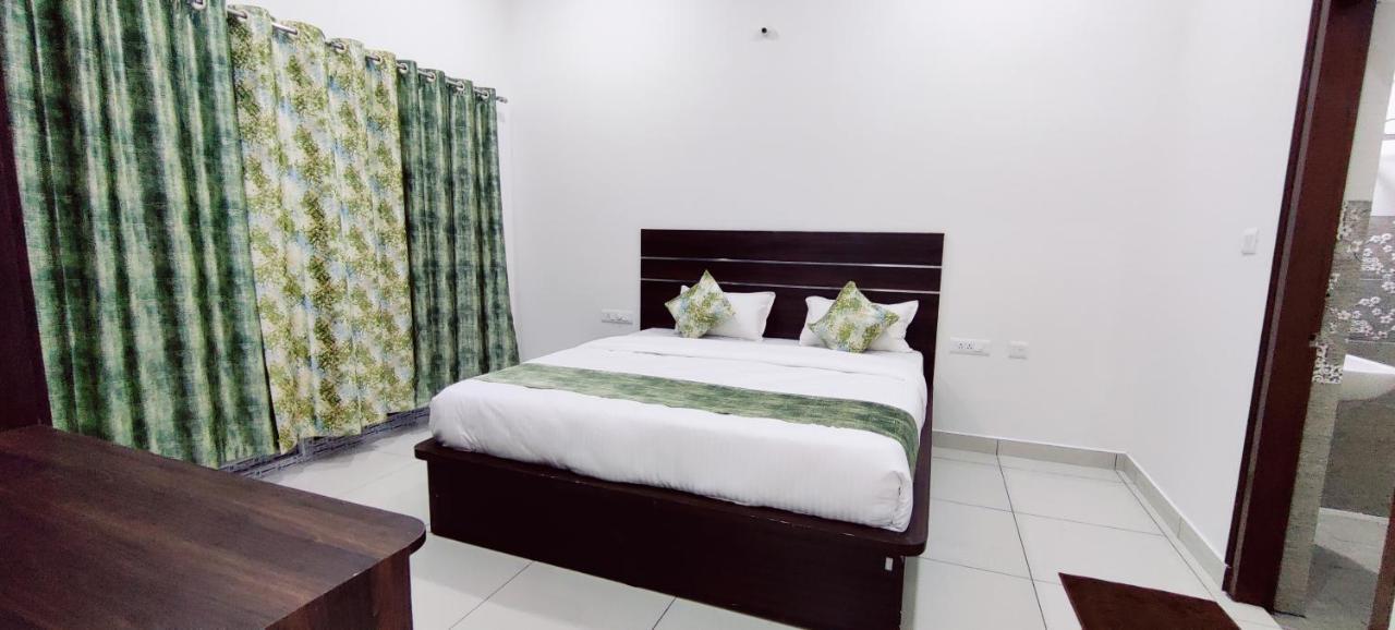 Suvarna Elite - Premium Apartment Hotel マイソール エクステリア 写真